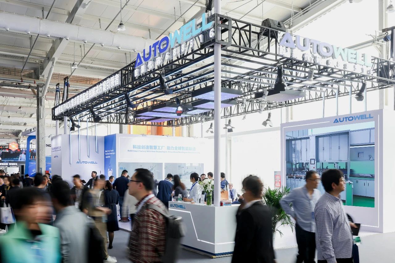 香港本港六最快开奖亮相储能国际峰会，智能化储能技术闪耀首钢会展中心